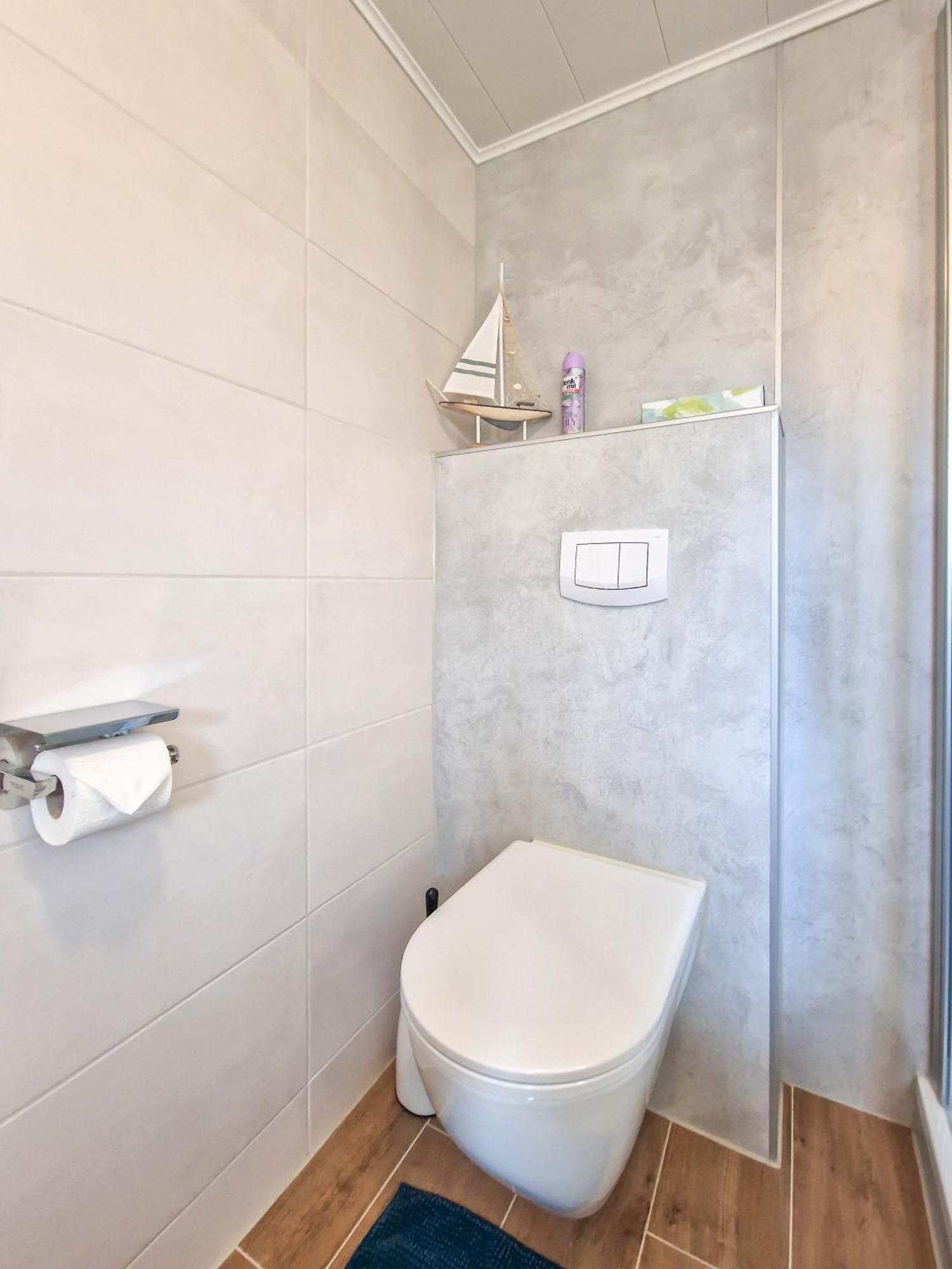 Heinis Stuuv Apartment Greetsiel Luaran gambar
